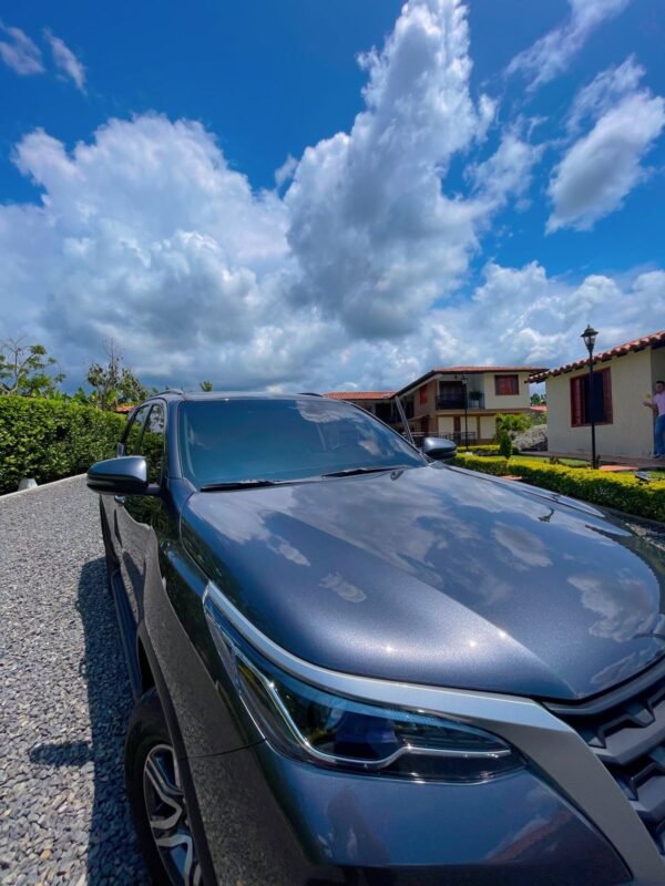 TOYOTA 2024 PASAJEROS 7 - Imagen 4